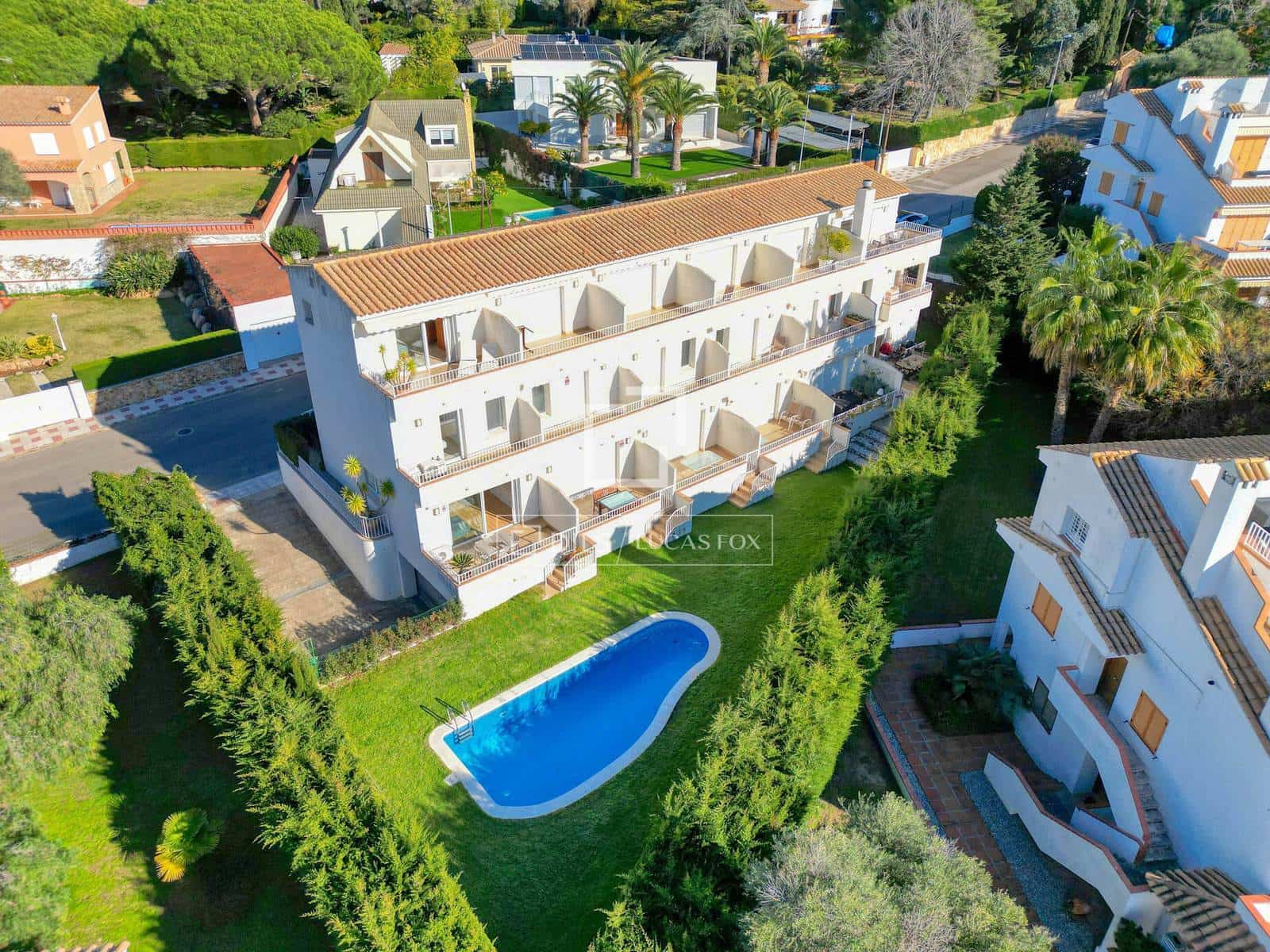 3 soveværelse Villa til salg i S'Agaro med swimmingpool garage - € 580.000 (Ref: 9198157)