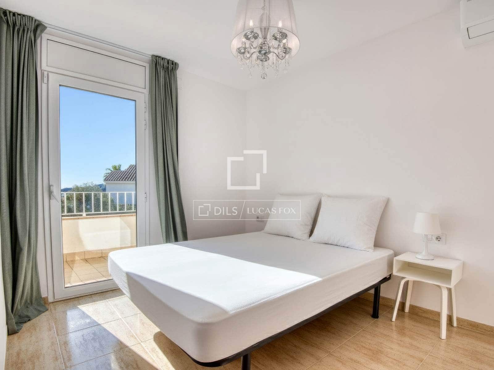 3 soveværelse Villa til salg i S'Agaro med swimmingpool garage - € 580.000 (Ref: 9198157)