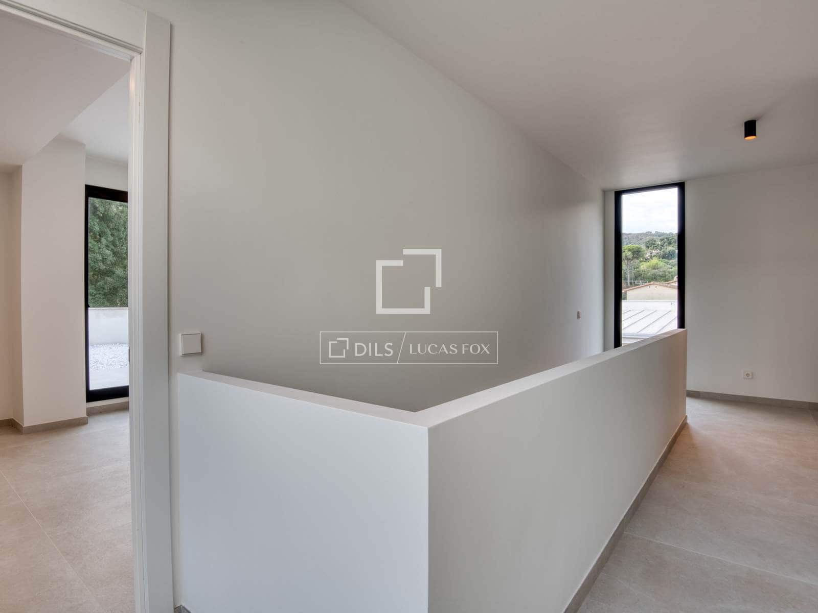 4 slaapkamer Villa te koop in Calonge i Sant Antoni met zwembad garage - € 830.000 (Ref: 9198158)