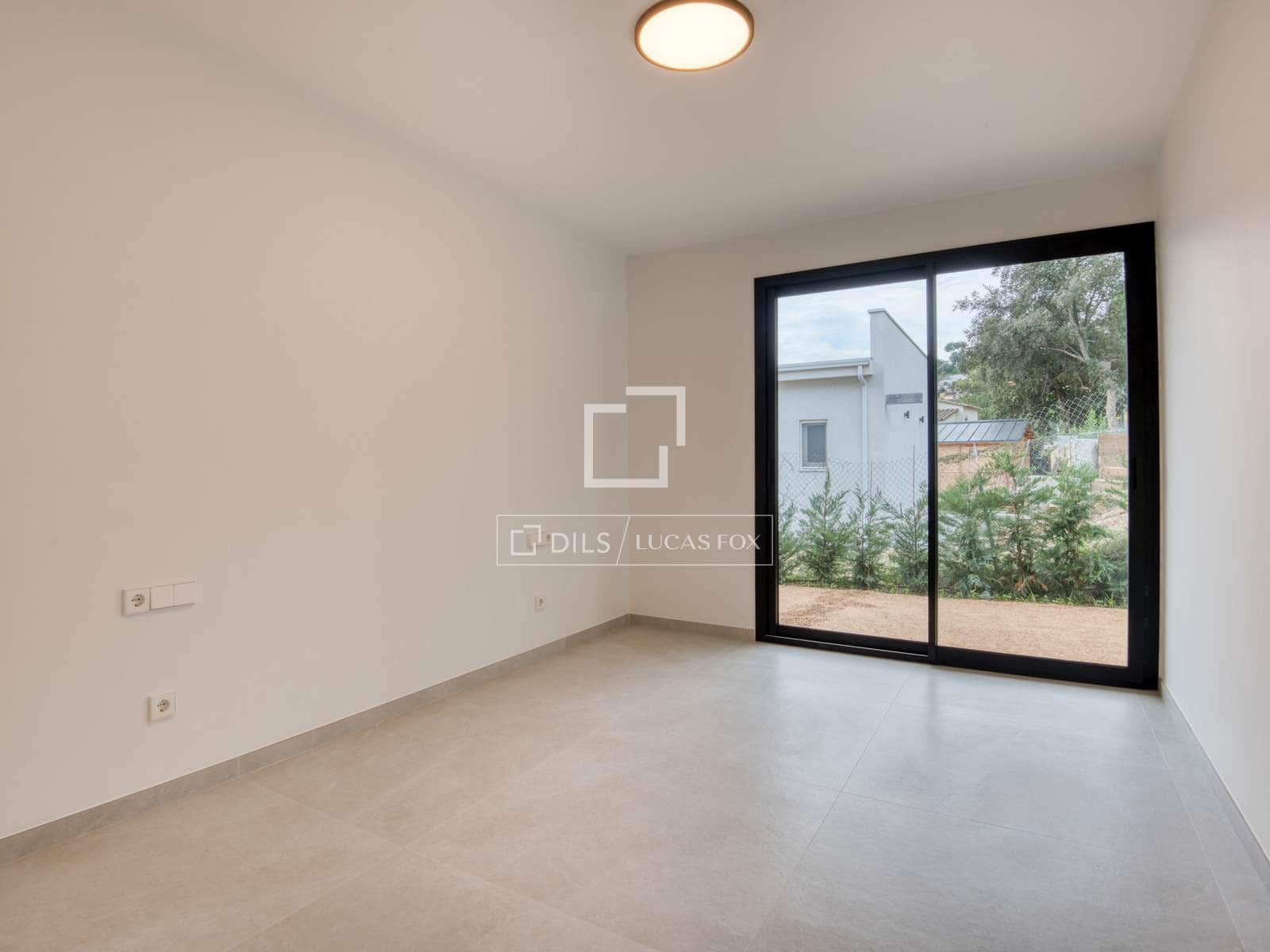4 slaapkamer Villa te koop in Calonge i Sant Antoni met zwembad garage - € 830.000 (Ref: 9198158)