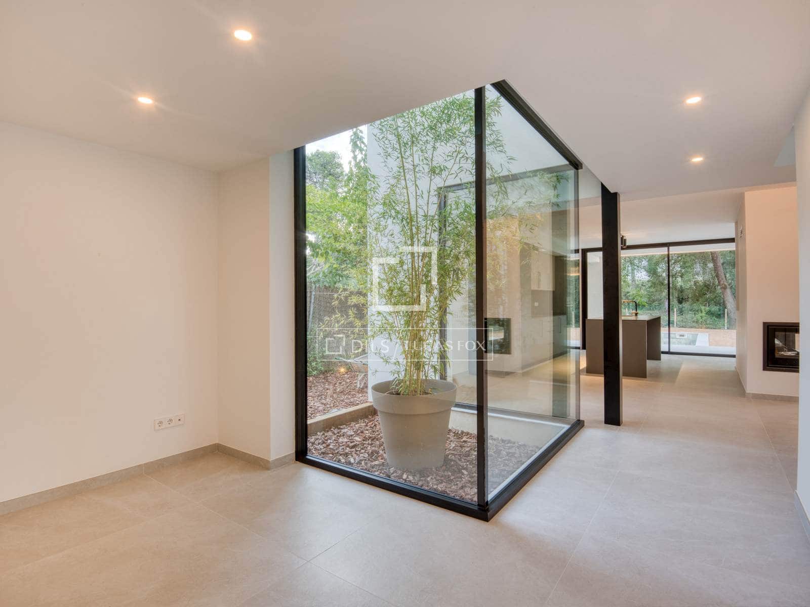 4 slaapkamer Villa te koop in Calonge i Sant Antoni met zwembad garage - € 830.000 (Ref: 9198158)