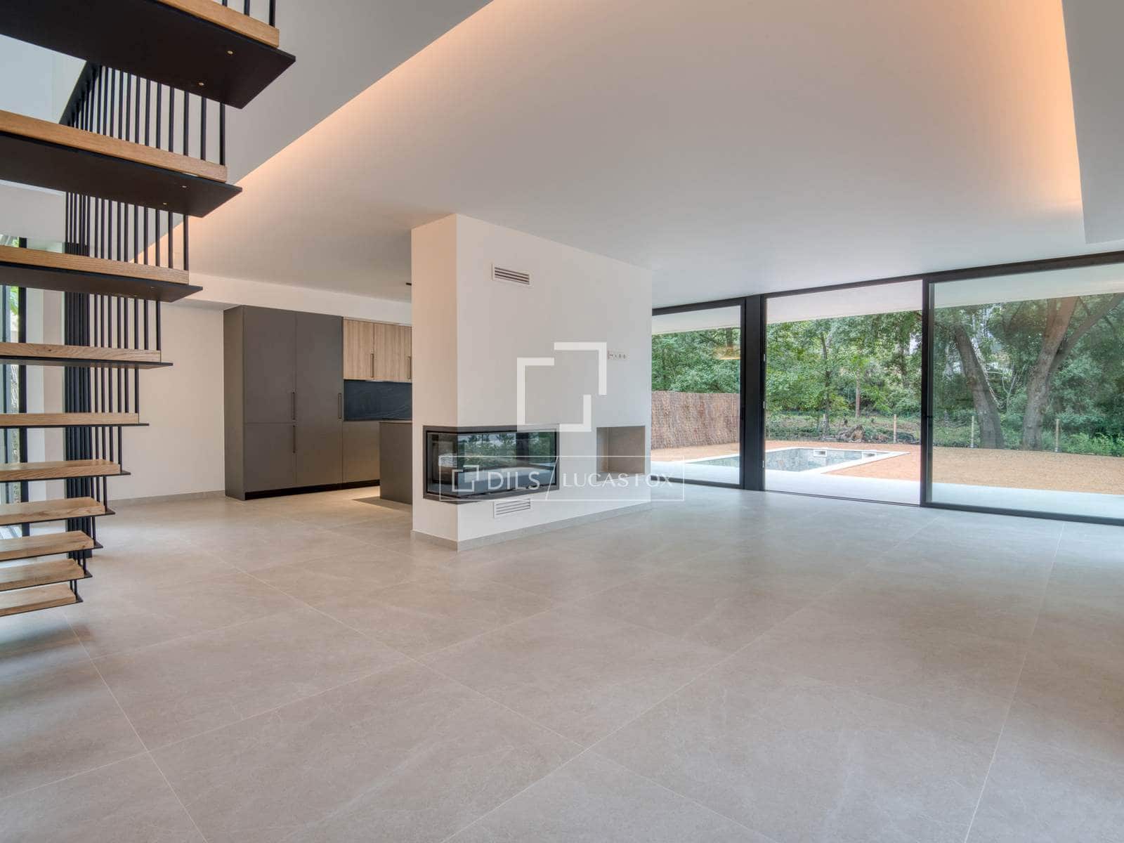 4 slaapkamer Villa te koop in Calonge i Sant Antoni met zwembad garage - € 830.000 (Ref: 9198158)