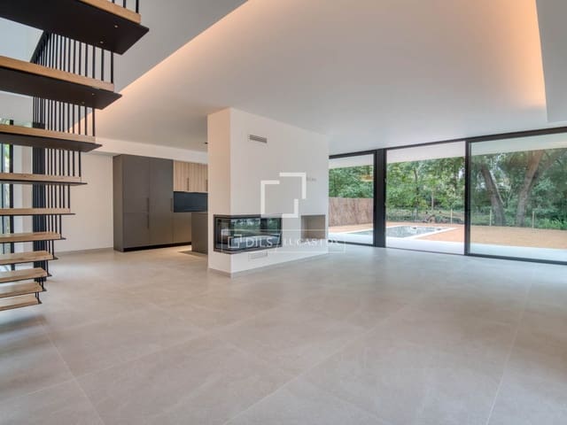 4 Zimmer Villa zu verkaufen in Calonge i Sant Antoni mit Pool Garage - 830.000 € (Ref: 9198158)