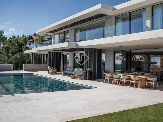 5 slaapkamer Villa te koop in Sotogrande, San Roque met zwembad - € 8.900.000 (Ref: 9199782)