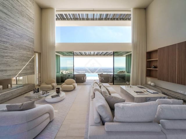 5 slaapkamer Villa te koop in Sotogrande, San Roque met zwembad - € 8.900.000 (Ref: 9199782)