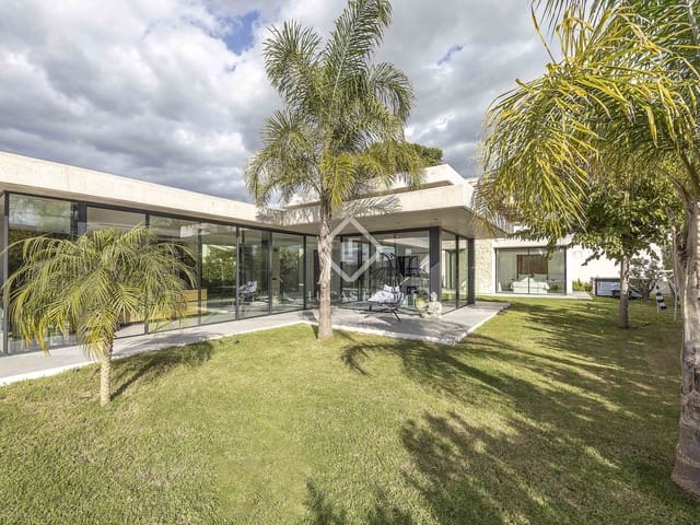 5 Zimmer Villa zu verkaufen in L'Eliana mit Pool Garage - 1.399.000 € (Ref: 9199783)