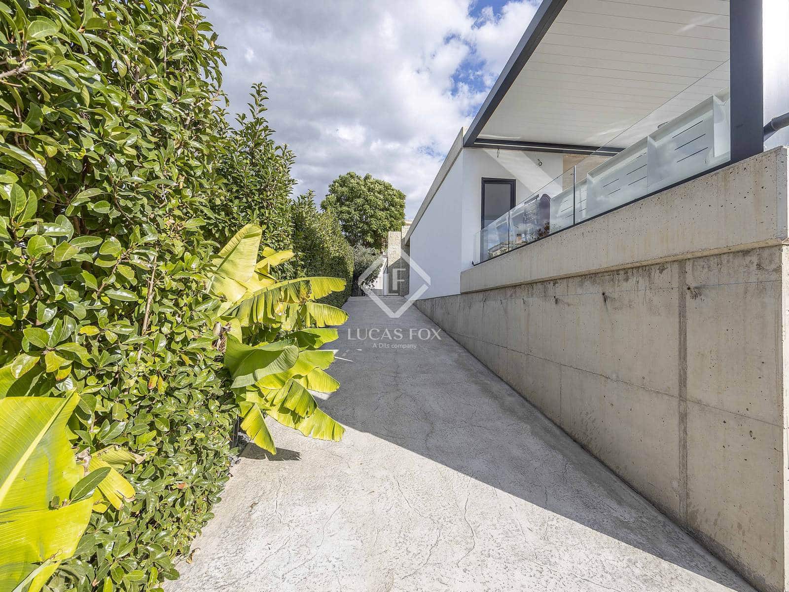 5 soverom Villa til salgs i L'Eliana med svømmebasseng garasje - € 1 399 000 (Ref: 9199783)