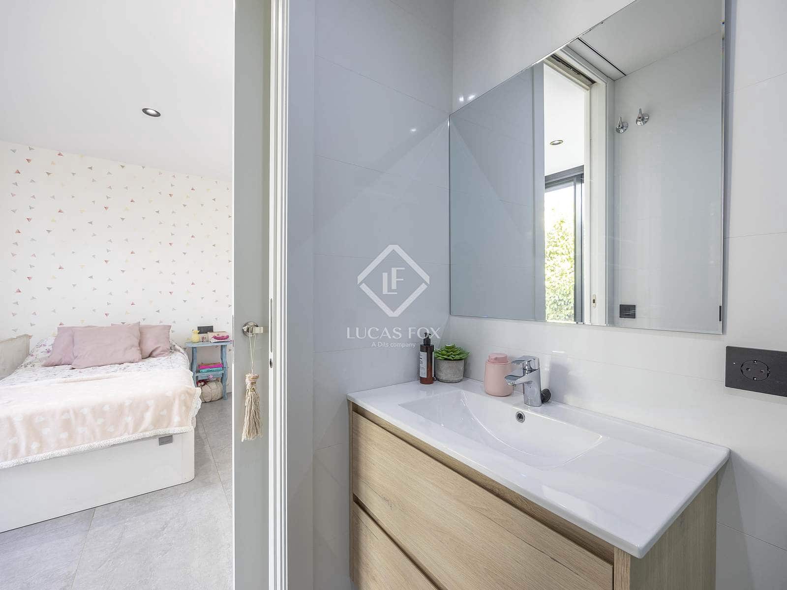 5 soverom Villa til salgs i L'Eliana med svømmebasseng garasje - € 1 399 000 (Ref: 9199783)