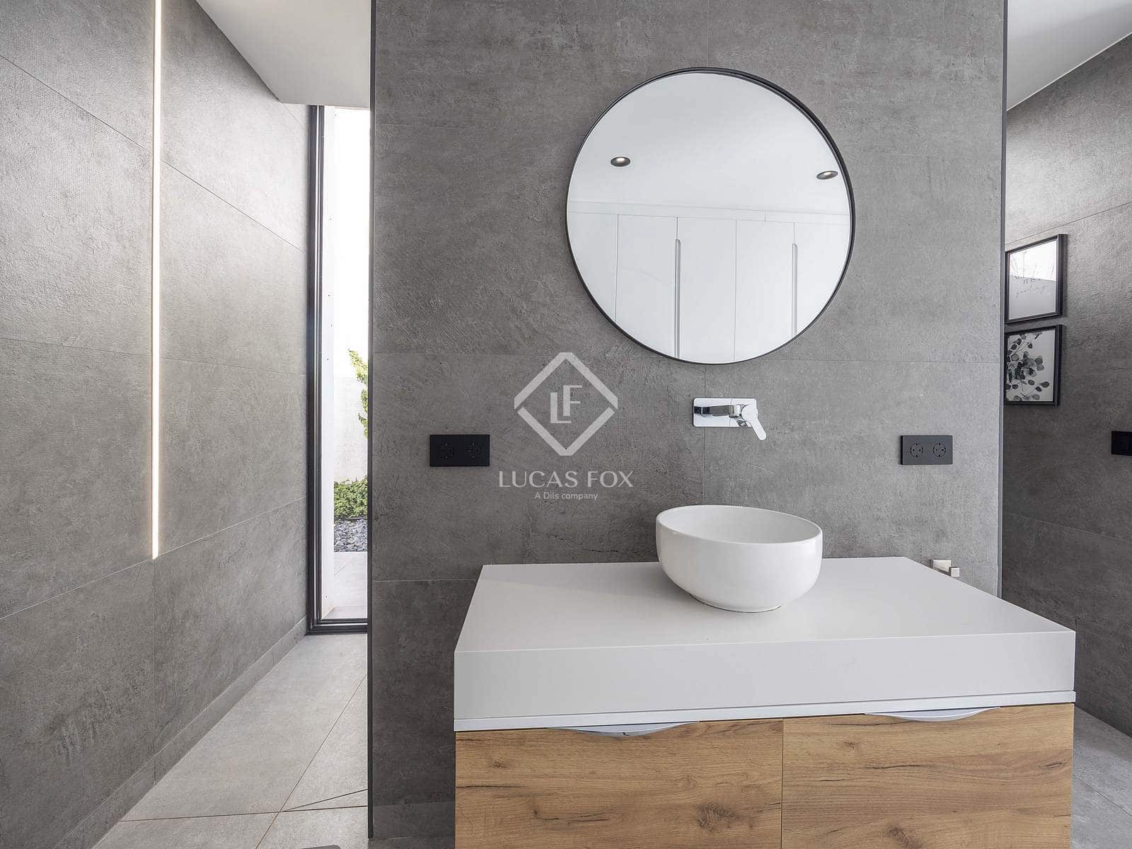 5 soverom Villa til salgs i L'Eliana med svømmebasseng garasje - € 1 399 000 (Ref: 9199783)