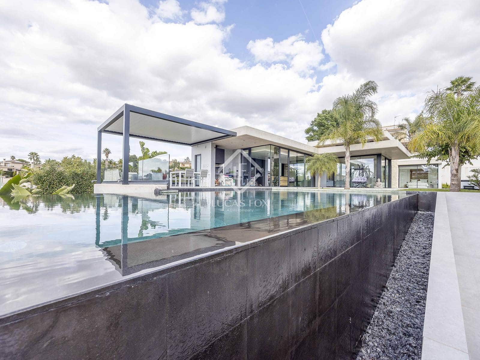 5 soverom Villa til salgs i L'Eliana med svømmebasseng garasje - € 1 399 000 (Ref: 9199783)