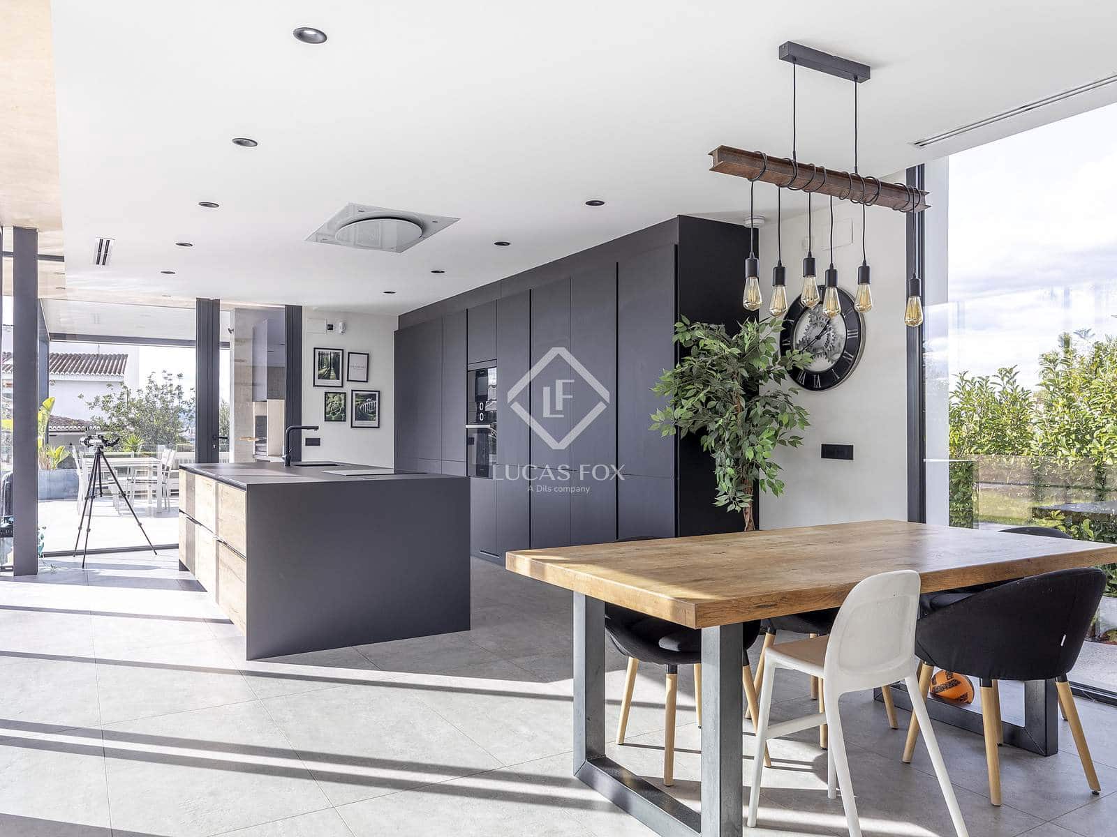 5 soverom Villa til salgs i L'Eliana med svømmebasseng garasje - € 1 399 000 (Ref: 9199783)