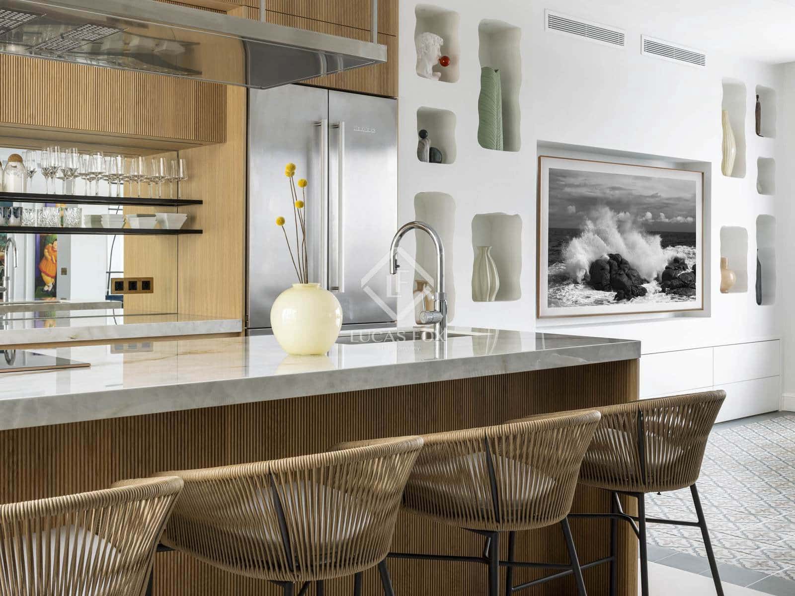 2 soveværelse Penthouse til salg i Madrid by med swimmingpool garage - € 5.900.000 (Ref: 9199923)