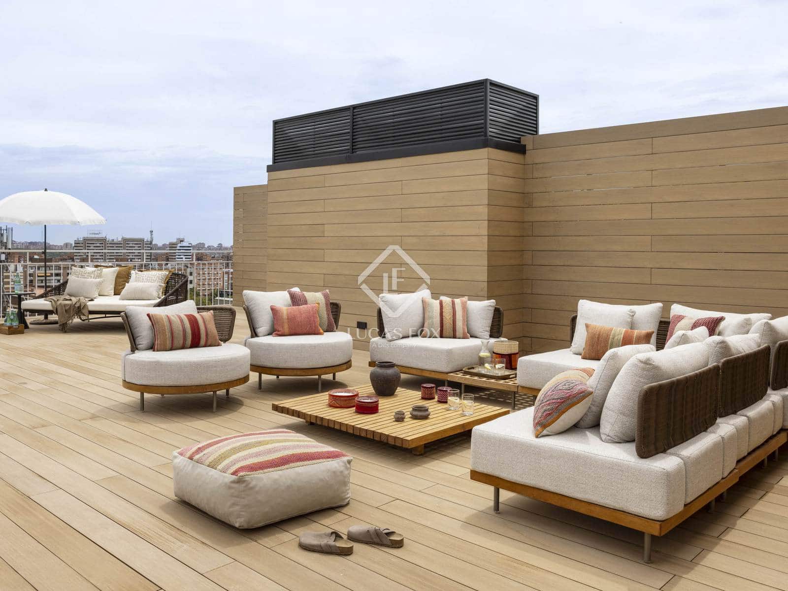 2 soveværelse Penthouse til salg i Madrid by med swimmingpool garage - € 5.900.000 (Ref: 9199923)