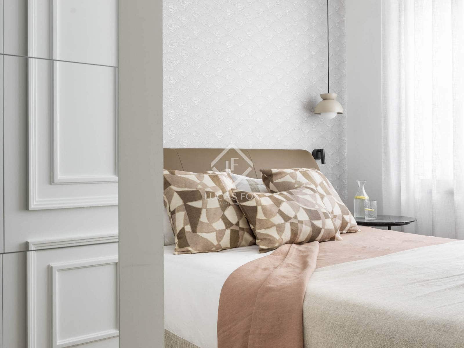 2 soveværelse Penthouse til salg i Madrid by med swimmingpool garage - € 5.900.000 (Ref: 9199923)