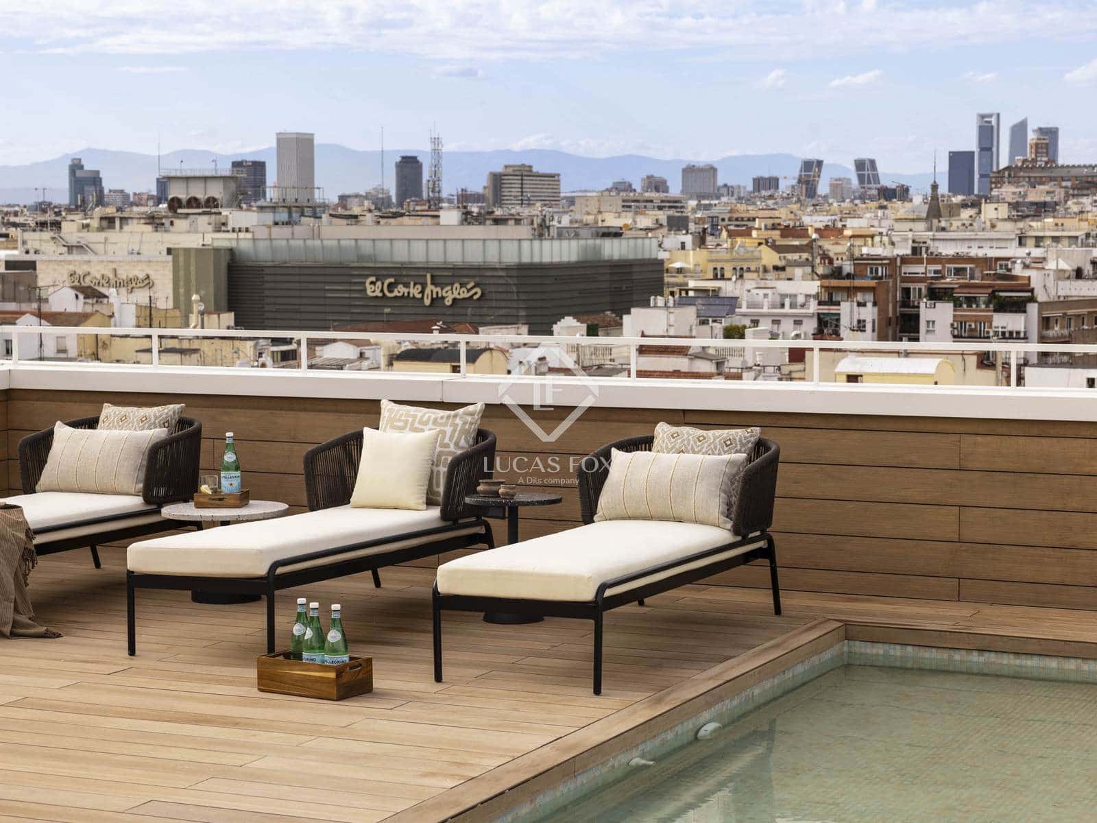 2 soveværelse Penthouse til salg i Madrid by med swimmingpool garage - € 5.900.000 (Ref: 9199923)
