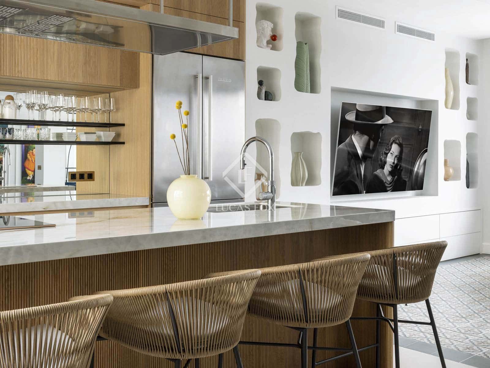 2 soveværelse Penthouse til salg i Madrid by med swimmingpool garage - € 5.900.000 (Ref: 9199923)