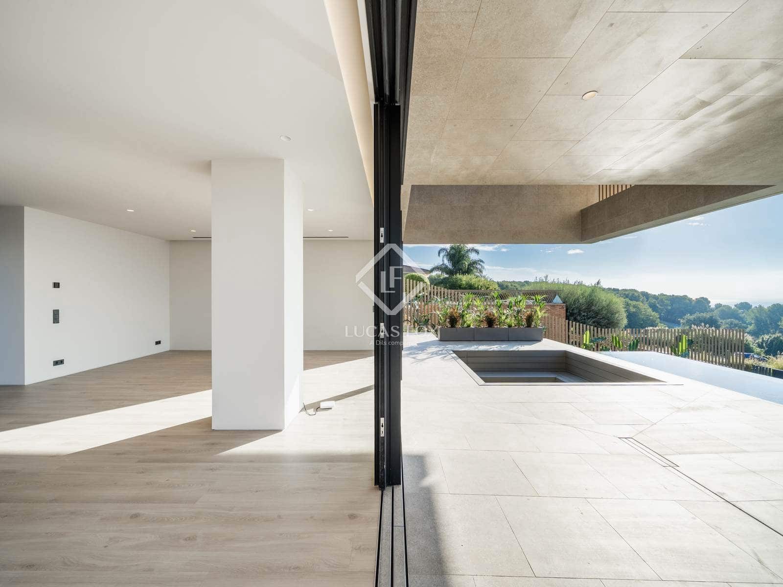 4 sypialnia Willa na sprzedaż w Teia z basenem garażem - 4 900 000 € (Ref: 9200013)