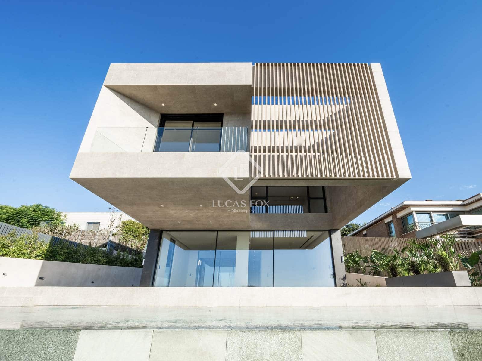 4 sypialnia Willa na sprzedaż w Teia z basenem garażem - 4 900 000 € (Ref: 9200013)