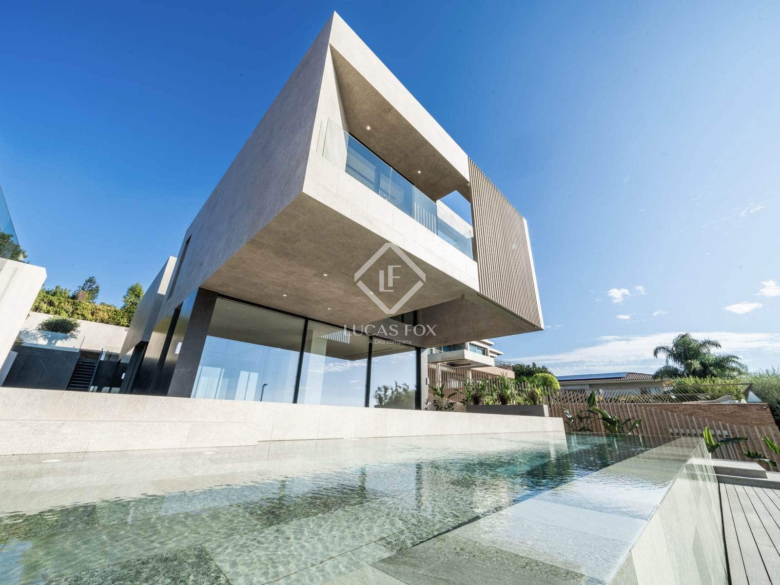 4 sypialnia Willa na sprzedaż w Teia z basenem garażem - 4 900 000 € (Ref: 9200013)