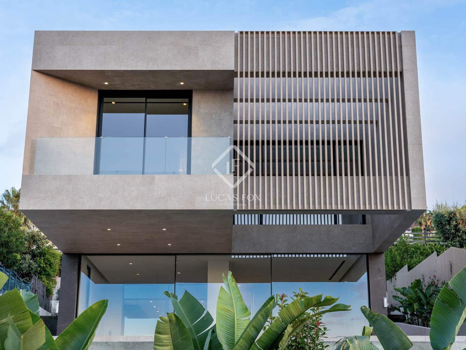 4 sypialnia Willa na sprzedaż w Teia z basenem garażem - 4 900 000 € (Ref: 9200013)