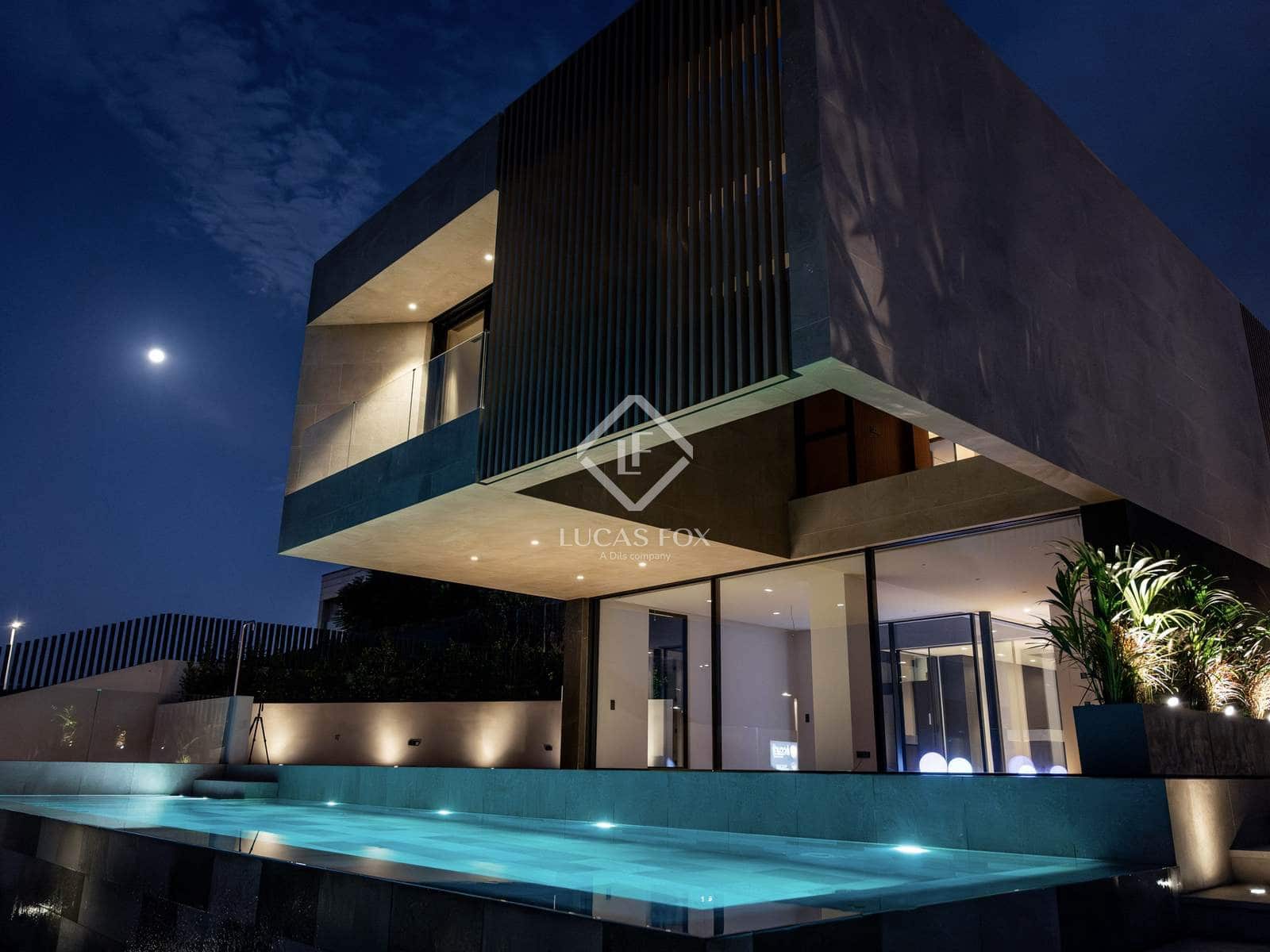 4 sypialnia Willa na sprzedaż w Teia z basenem garażem - 4 900 000 € (Ref: 9200013)