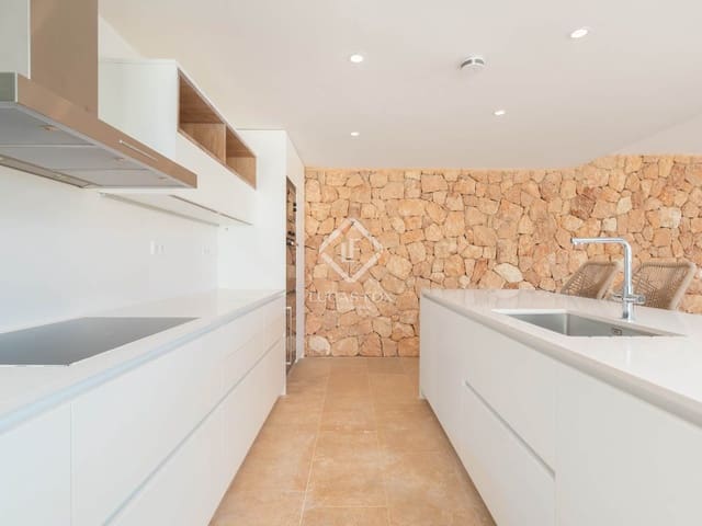5 bedroom Villa for sale in San Jose / Sant Josep de Sa Talaia with pool garage - € 3,400,000 (Ref: 9200861)