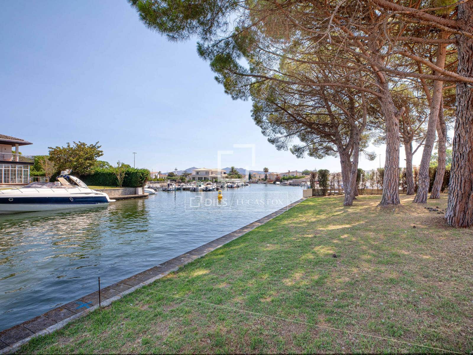 Building Plot for sale in Castello d'Empuries - € 750,000 (Ref: 9201951)