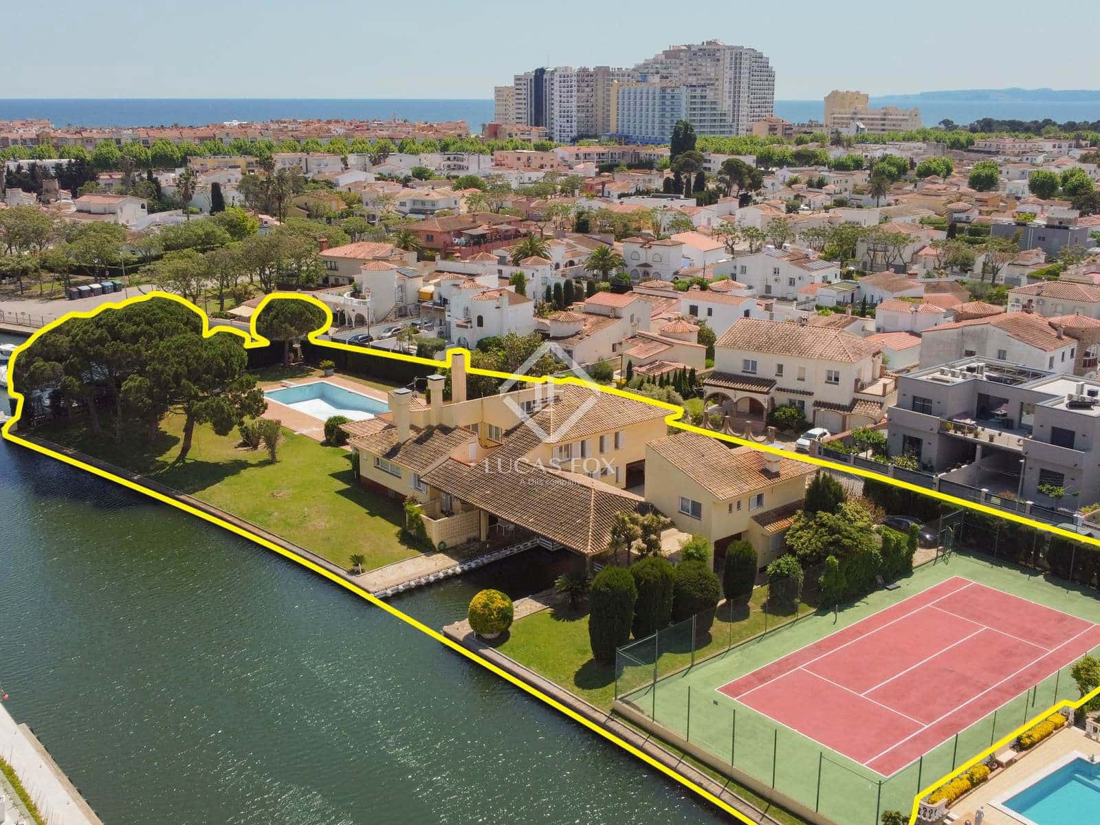 Terrain à Bâtir à vendre à Empuriabrava - 750 000 € (Ref: 9201953)