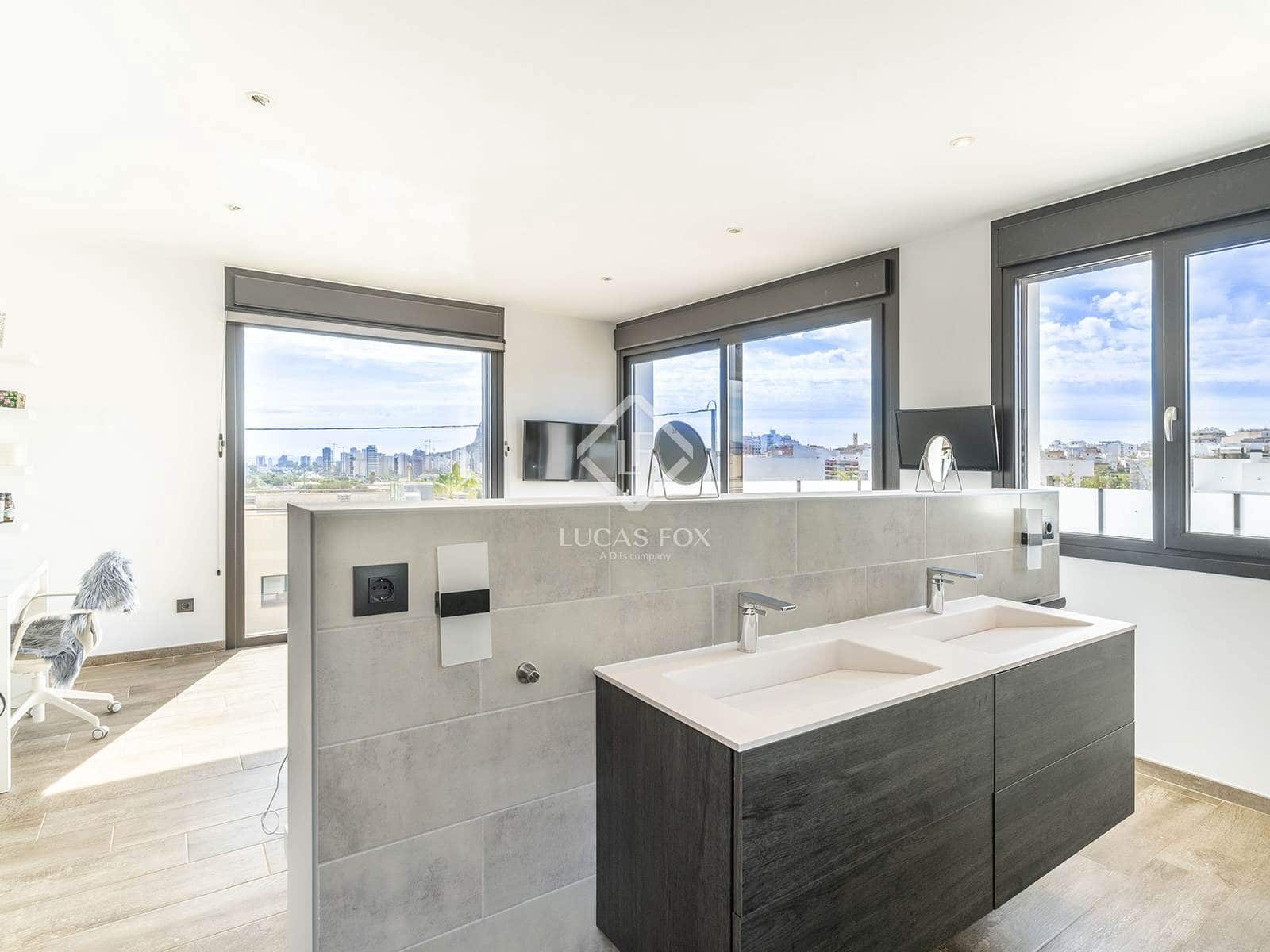 4 slaapkamer Villa te koop in Calpe / Calp met zwembad garage - € 1.300.000 (Ref: 9201957)