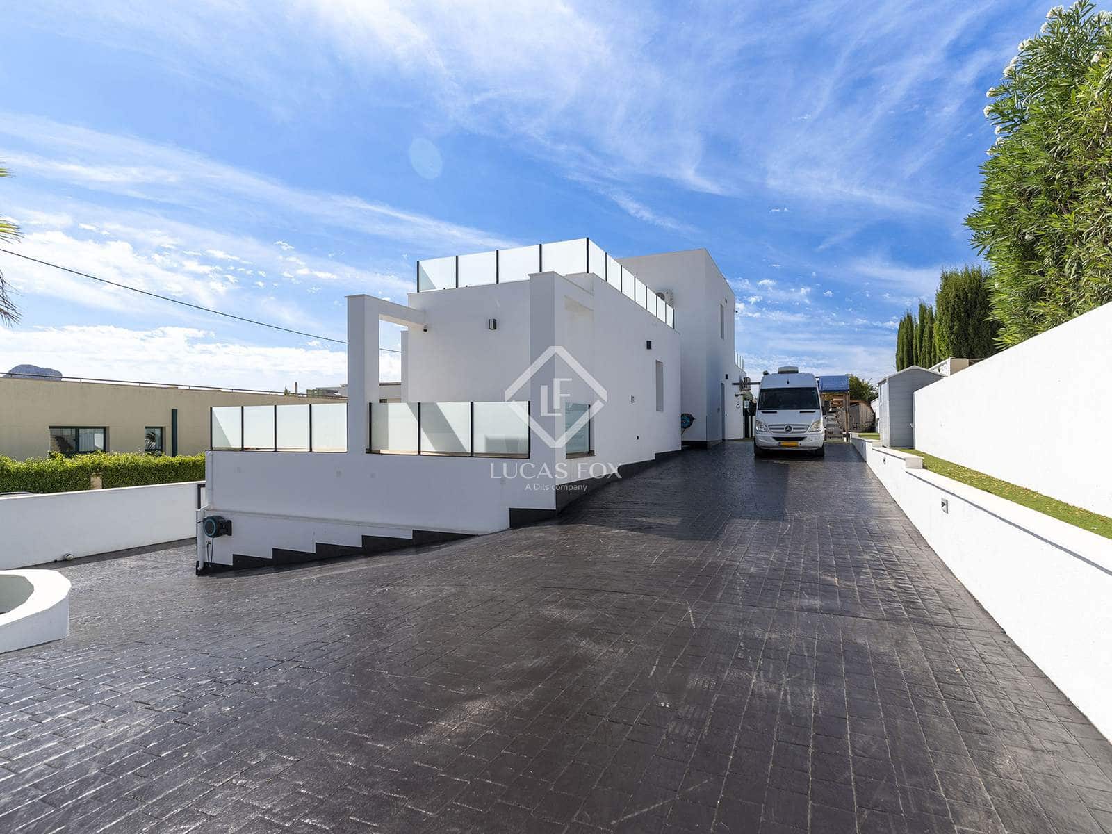 4 slaapkamer Villa te koop in Calpe / Calp met zwembad garage - € 1.300.000 (Ref: 9201957)