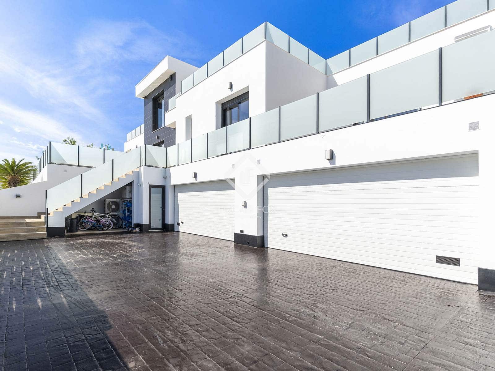 4 slaapkamer Villa te koop in Calpe / Calp met zwembad garage - € 1.300.000 (Ref: 9201957)