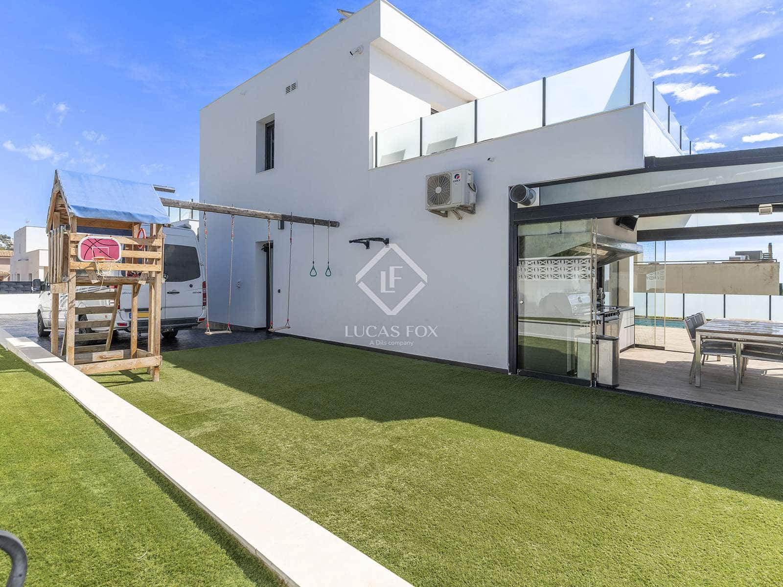 4 slaapkamer Villa te koop in Calpe / Calp met zwembad garage - € 1.300.000 (Ref: 9201957)