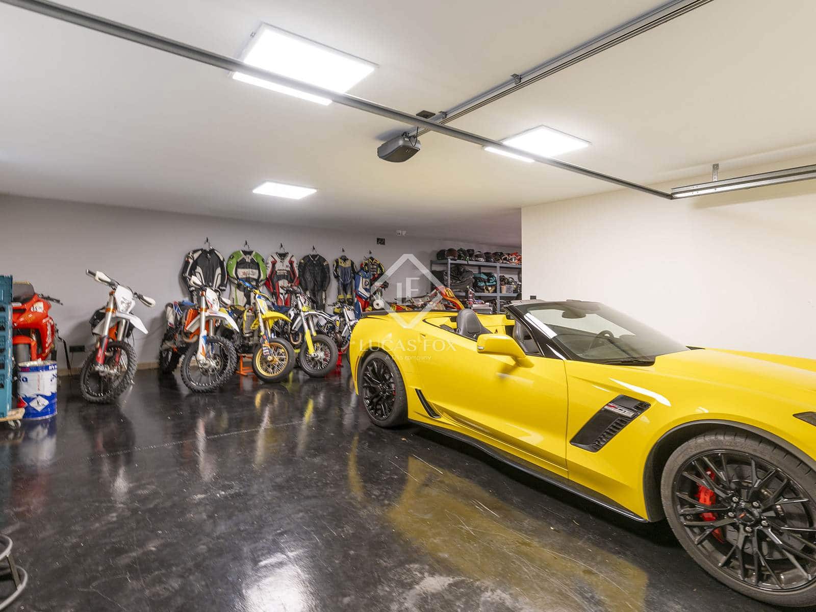 4 slaapkamer Villa te koop in Calpe / Calp met zwembad garage - € 1.300.000 (Ref: 9201957)