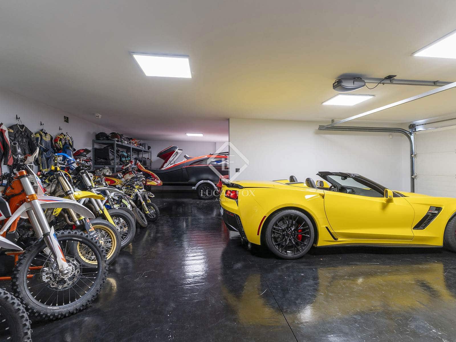 4 slaapkamer Villa te koop in Calpe / Calp met zwembad garage - € 1.300.000 (Ref: 9201957)