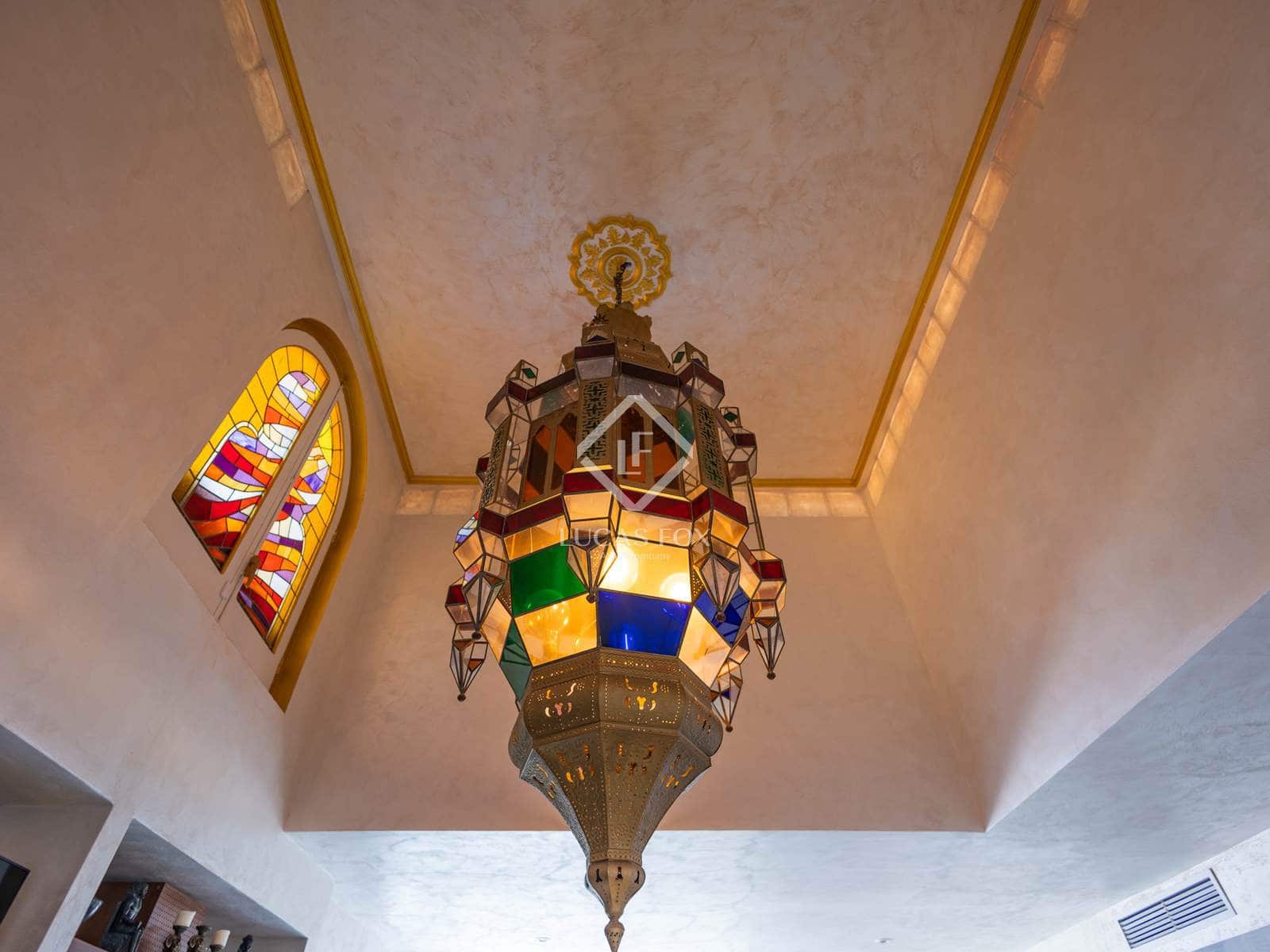 5 sypialnia Willa na sprzedaż w Salobrena z basenem garażem - 2 495 000 € (Ref: 9202881)