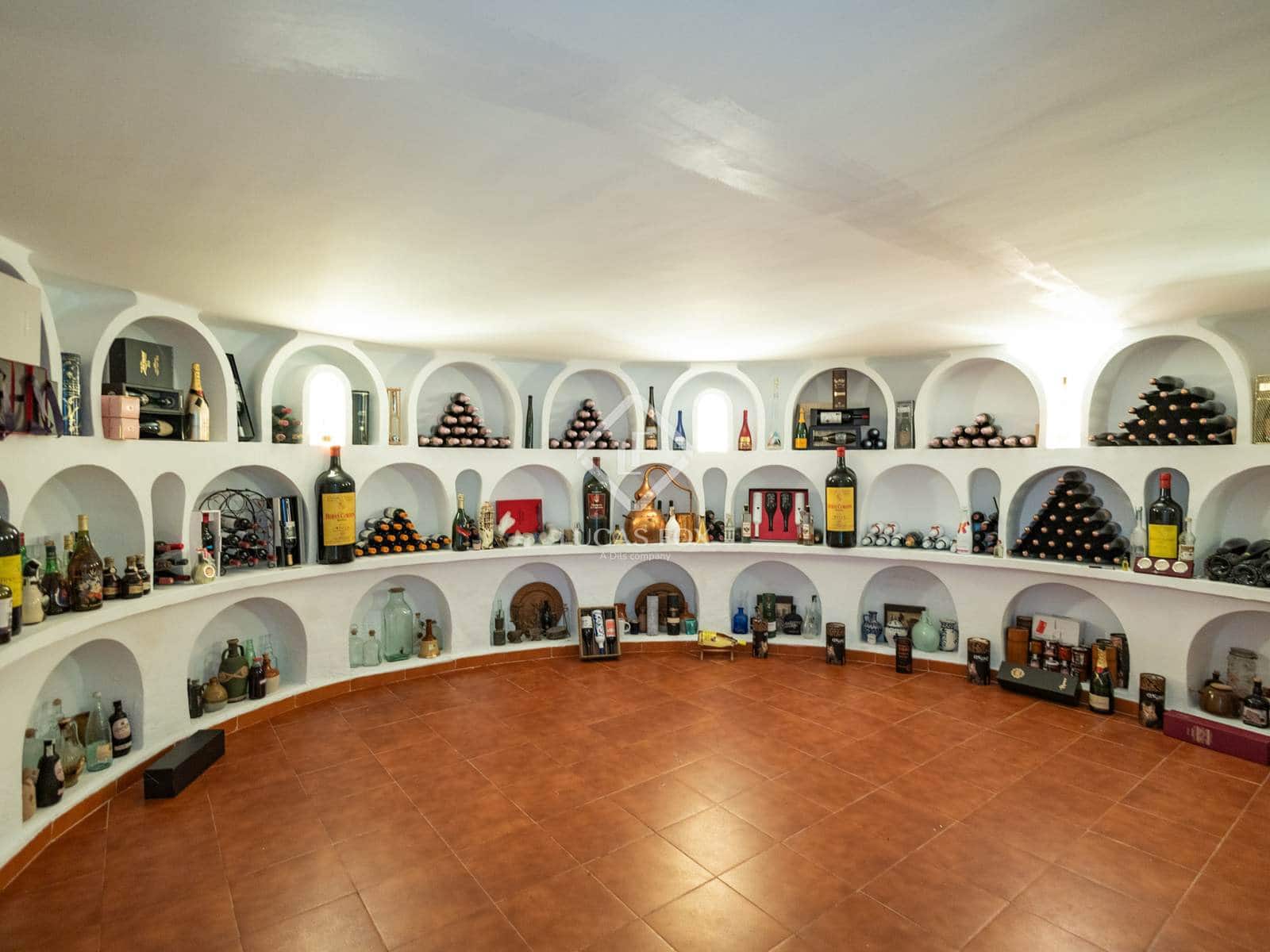 5 sypialnia Willa na sprzedaż w Salobrena z basenem garażem - 2 495 000 € (Ref: 9202881)