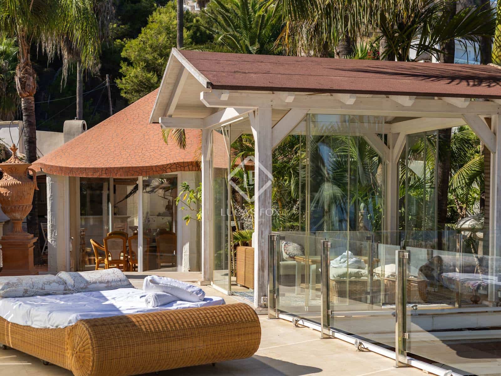 5 sypialnia Willa na sprzedaż w Salobrena z basenem garażem - 2 495 000 € (Ref: 9202881)