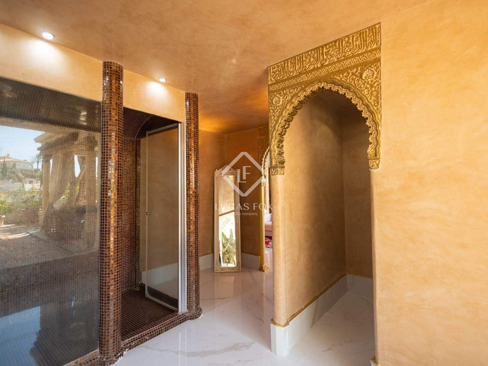 5 sypialnia Willa na sprzedaż w Salobrena z basenem garażem - 2 495 000 € (Ref: 9202881)