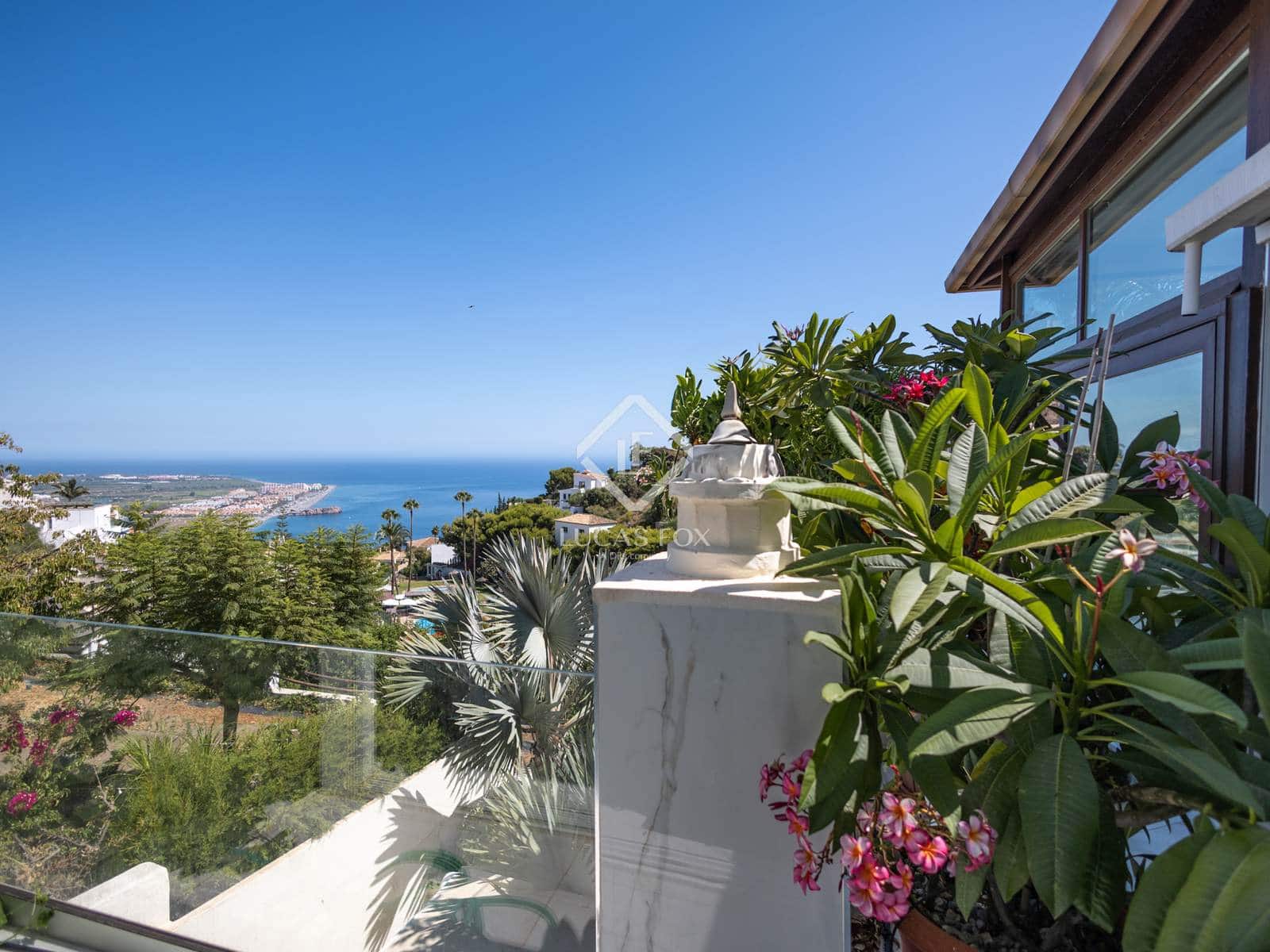 5 sypialnia Willa na sprzedaż w Salobrena z basenem garażem - 2 495 000 € (Ref: 9202881)