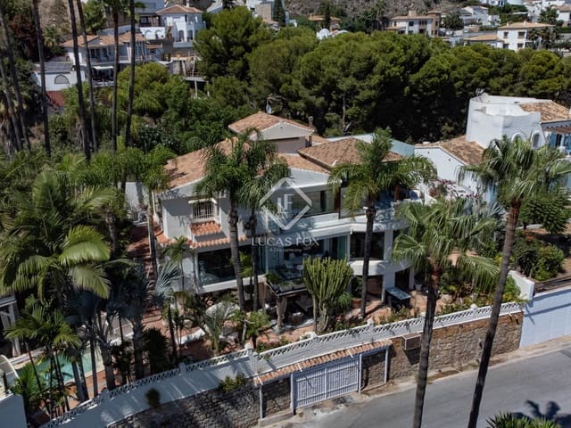 5 slaapkamer Villa te koop in Salobreña met zwembad garage - € 2.495.000 (Ref: 9202881)