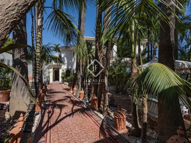 5 slaapkamer Villa te koop in Salobreña met zwembad garage - € 2.495.000 (Ref: 9202881)