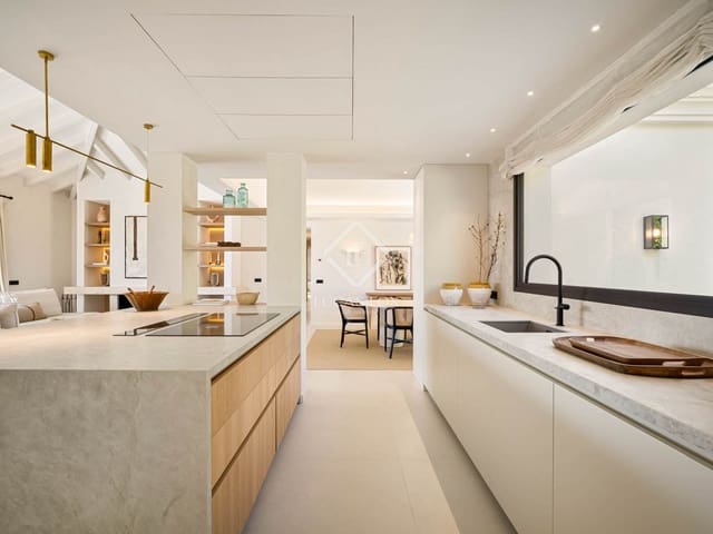 4 slaapkamer Villa te koop in Nueva Andalucia, Marbella met zwembad garage - € 4.350.000 (Ref: 9203312)