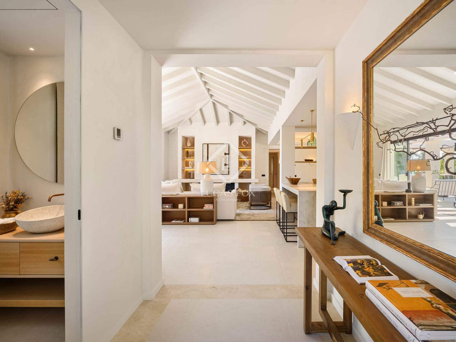 4 slaapkamer Villa te koop in Nueva Andalucia met zwembad garage - € 4.350.000 (Ref: 9203312)