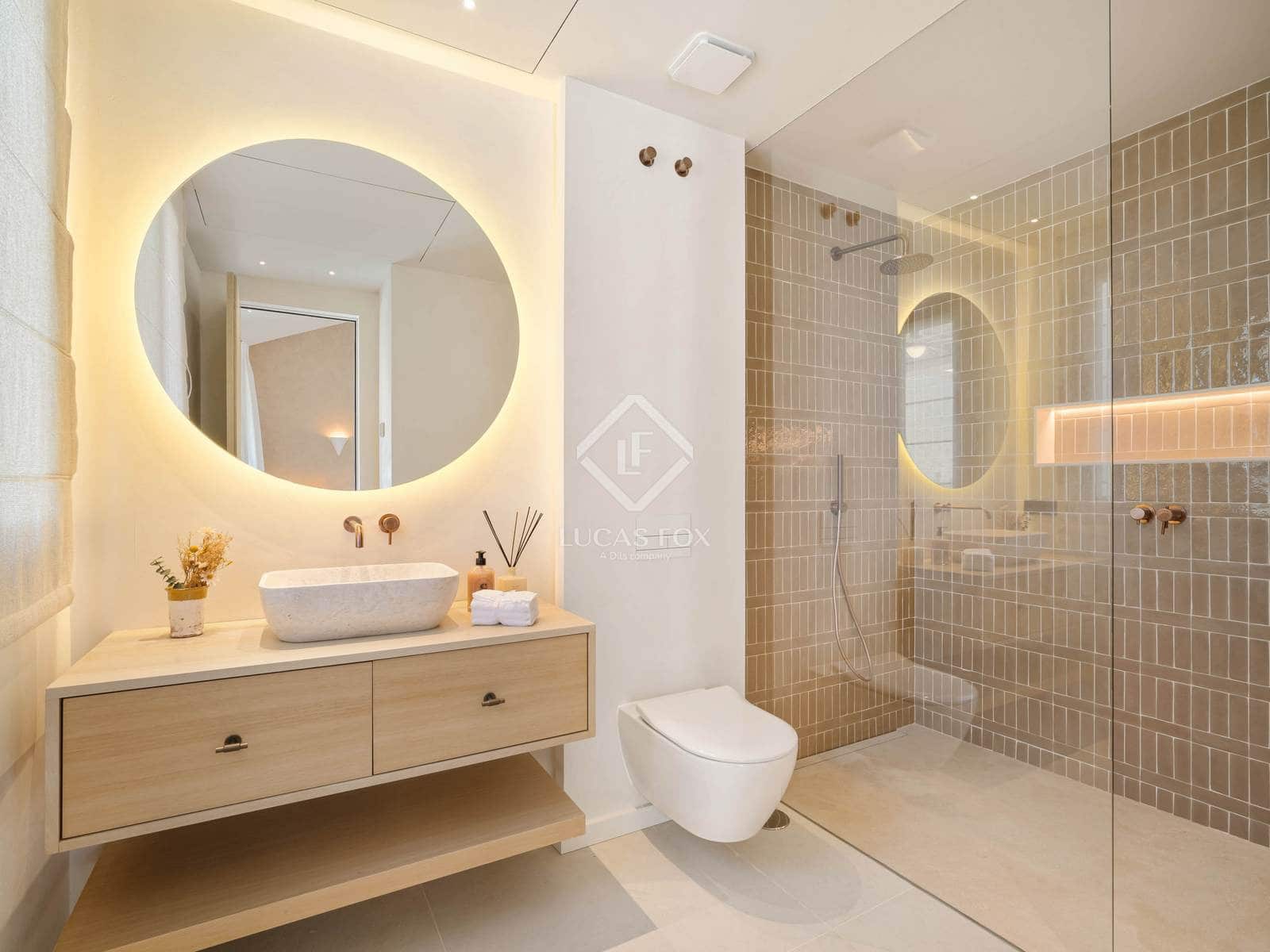 4 slaapkamer Villa te koop in Nueva Andalucia met zwembad garage - € 4.350.000 (Ref: 9203312)