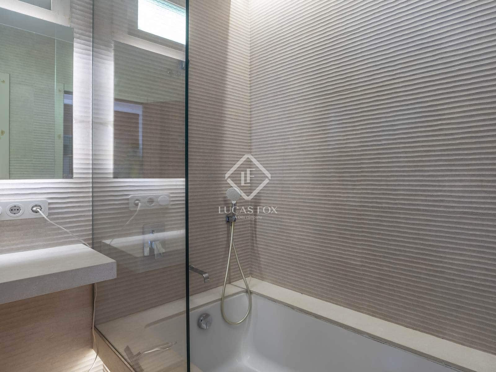 5 quarto Moradia para arrendar em Rocafort com piscina garagem - 4 500 € (Ref: 9203313)