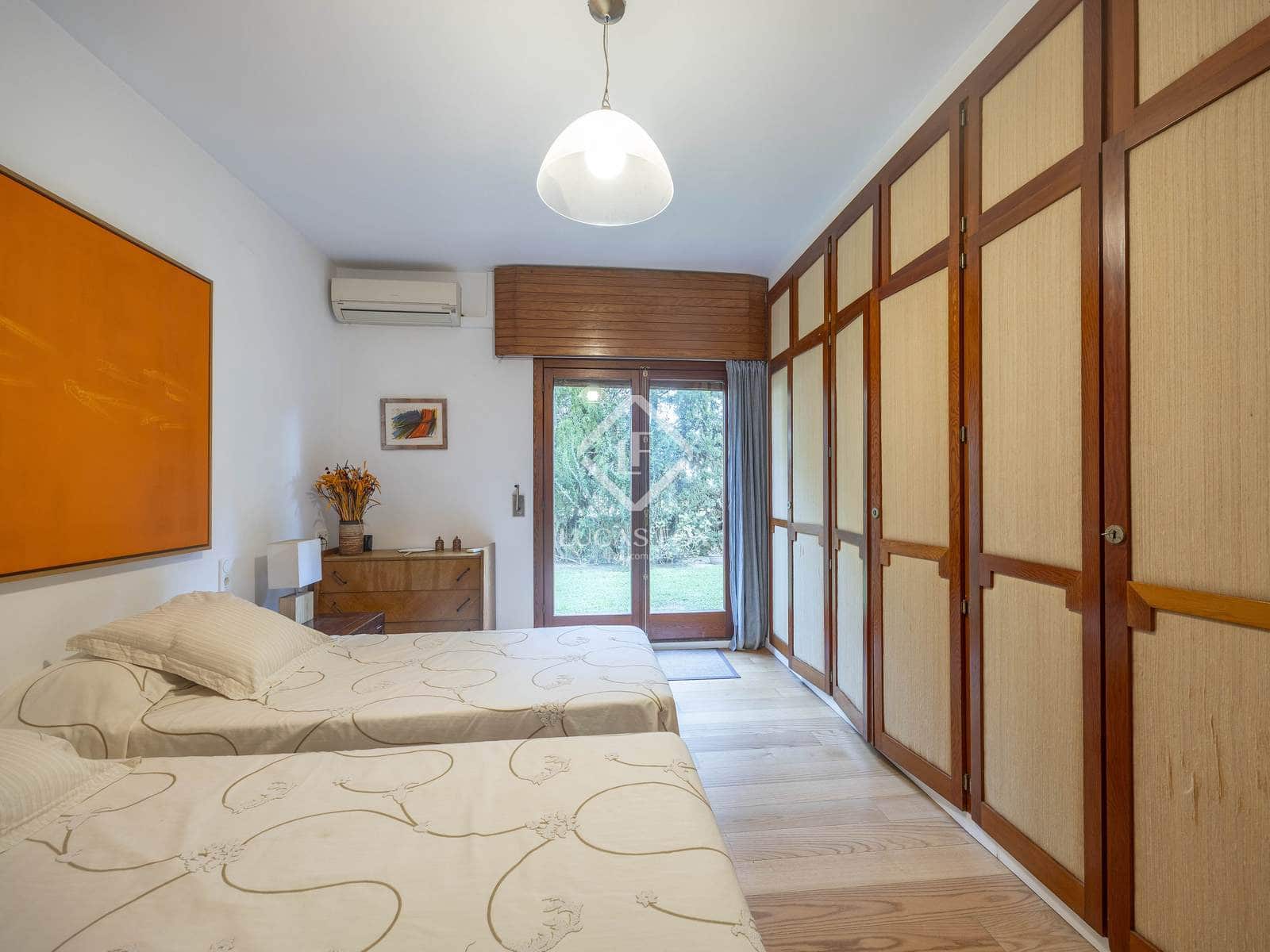 5 quarto Moradia para arrendar em Rocafort com piscina garagem - 4 500 € (Ref: 9203313)