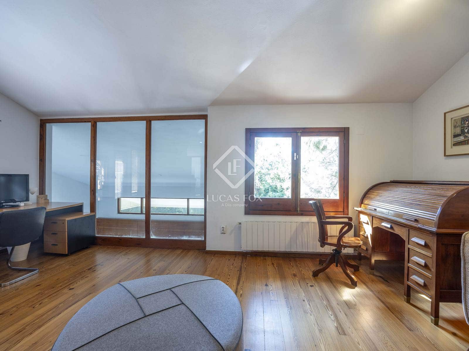 5 quarto Moradia para arrendar em Rocafort com piscina garagem - 4 500 € (Ref: 9203313)