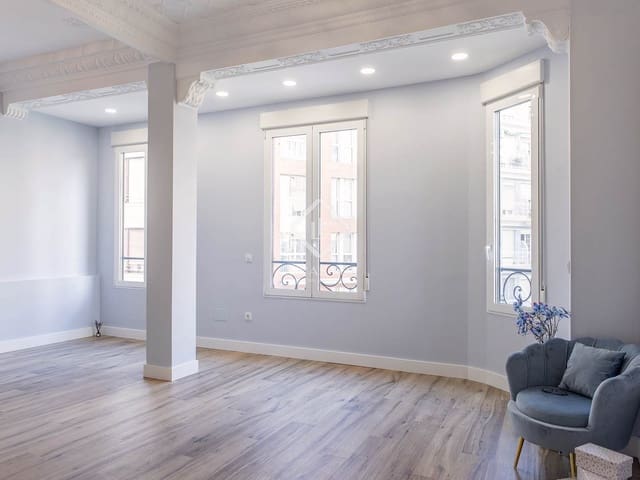 3 slaapkamer Appartement te koop in Valencia stad - € 840.000 (Ref: 9205481)