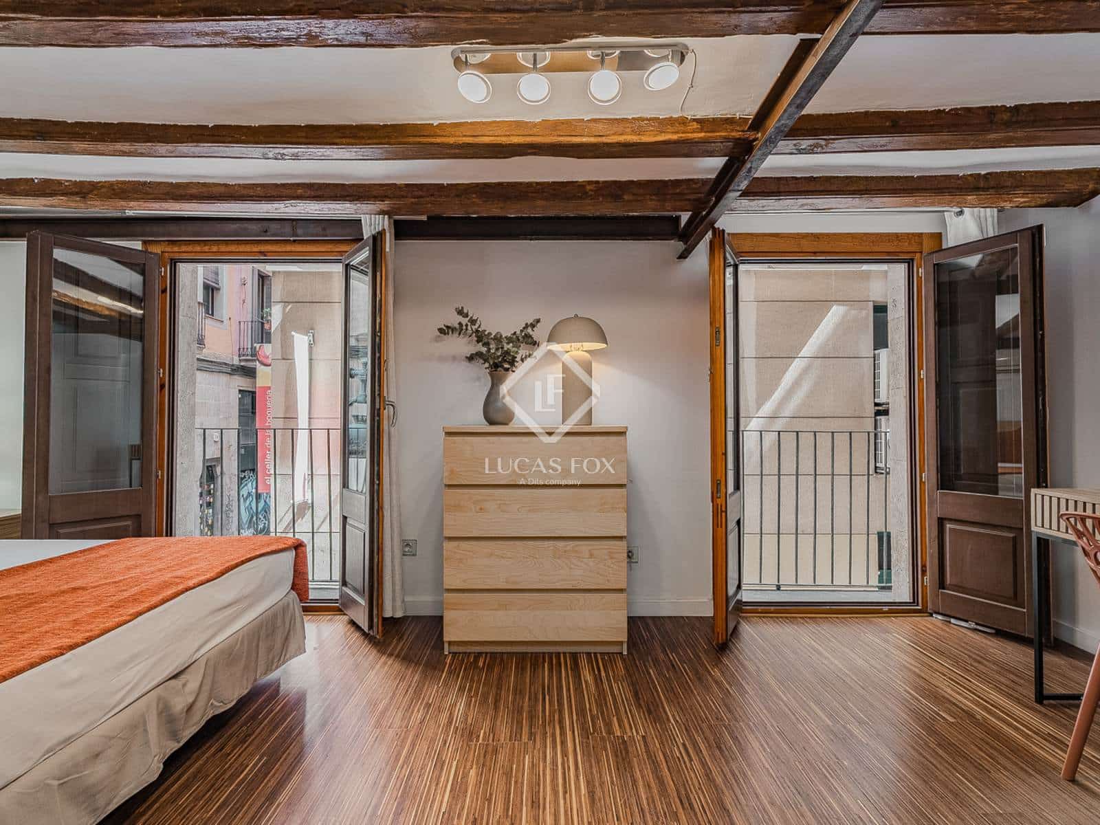 1 slaapkamer Appartement te koop in Barcelona stad - € 299.000 (Ref: 9207343)