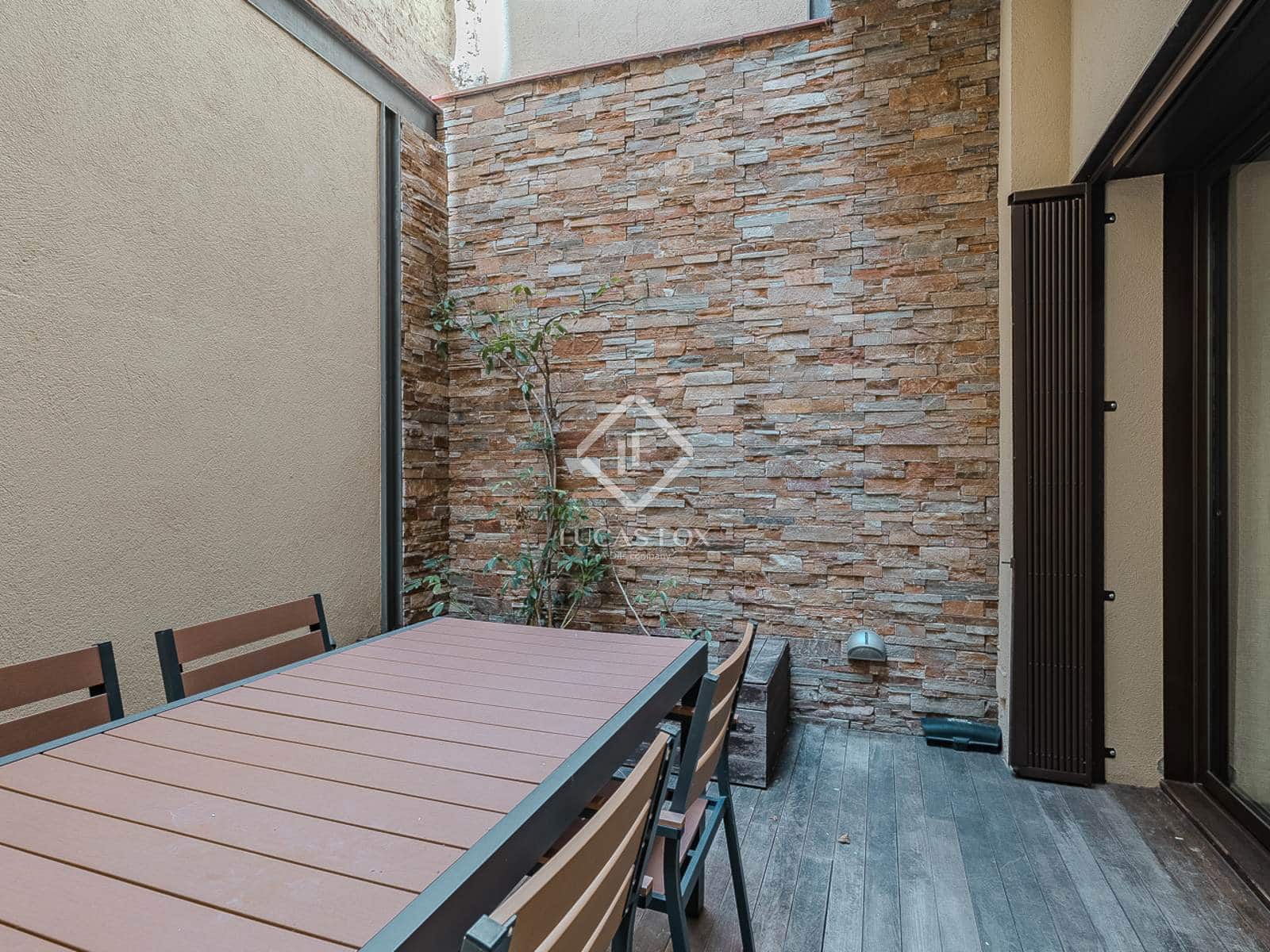 1 slaapkamer Appartement te koop in Barcelona stad - € 299.000 (Ref: 9207343)